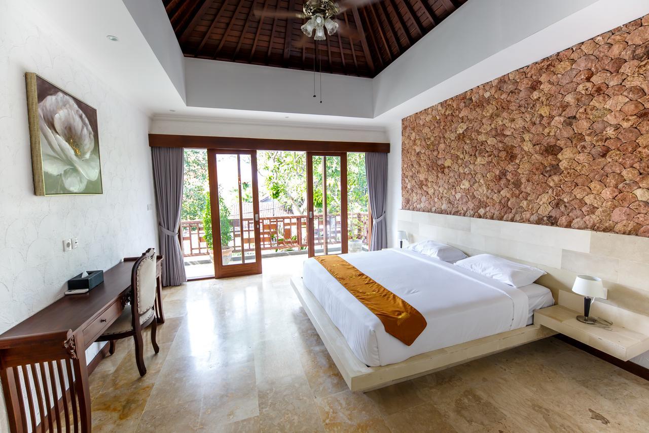 Villa Suzuki 1 Seminyak Buitenkant foto