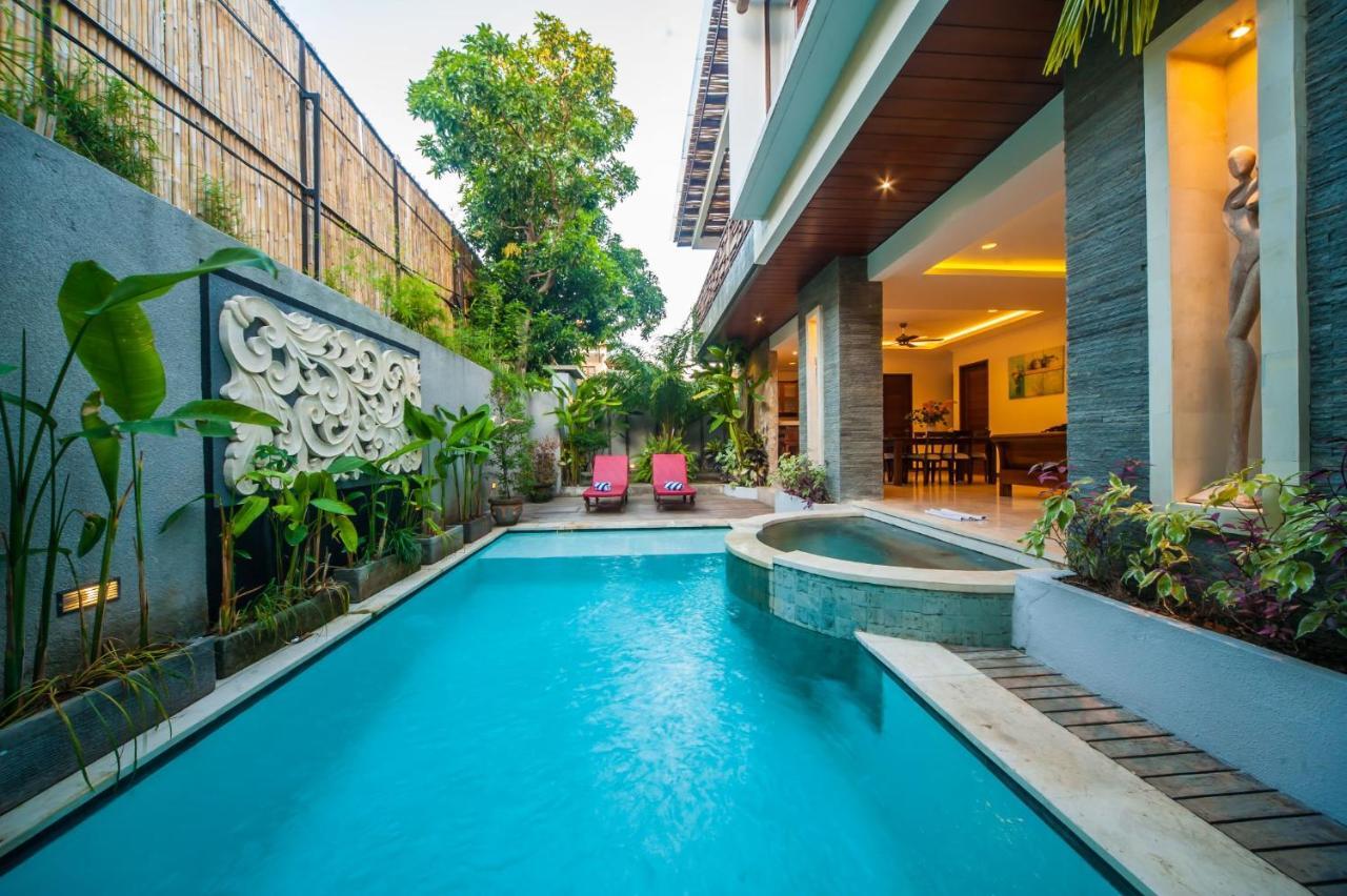 Villa Suzuki 1 Seminyak Buitenkant foto