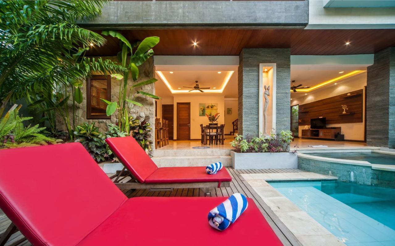 Villa Suzuki 1 Seminyak Buitenkant foto