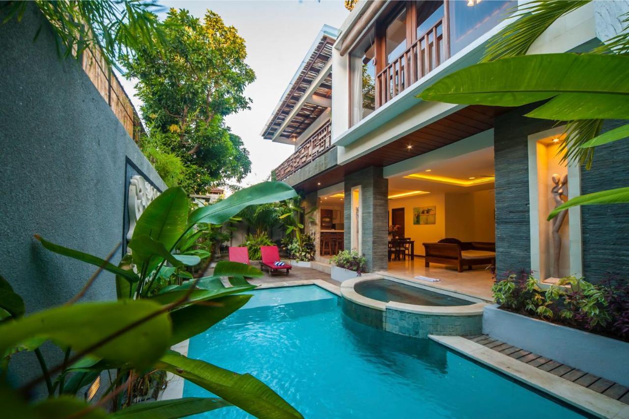 Villa Suzuki 1 Seminyak Buitenkant foto